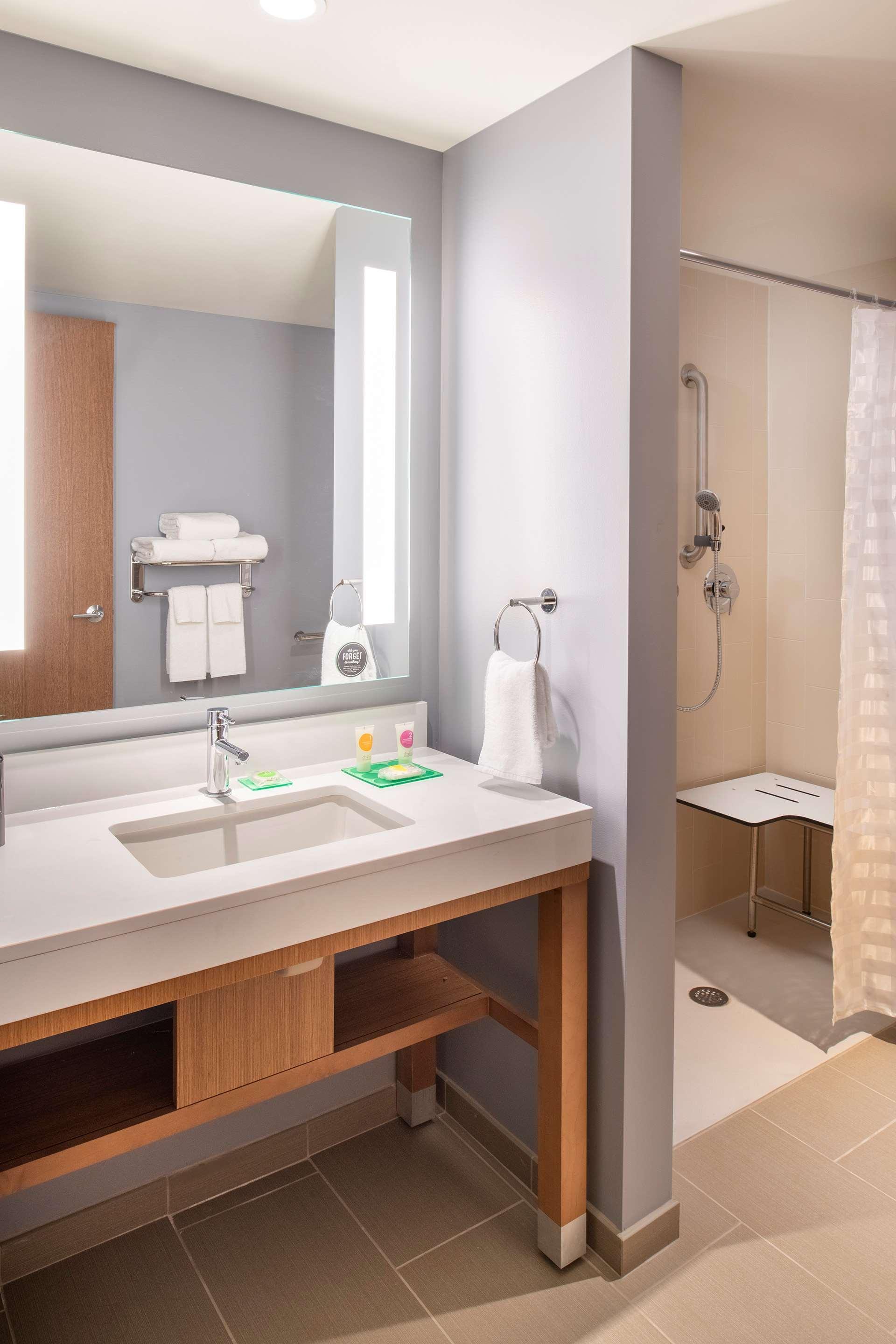 Hyatt Place East Moline/Quad Cities Ngoại thất bức ảnh